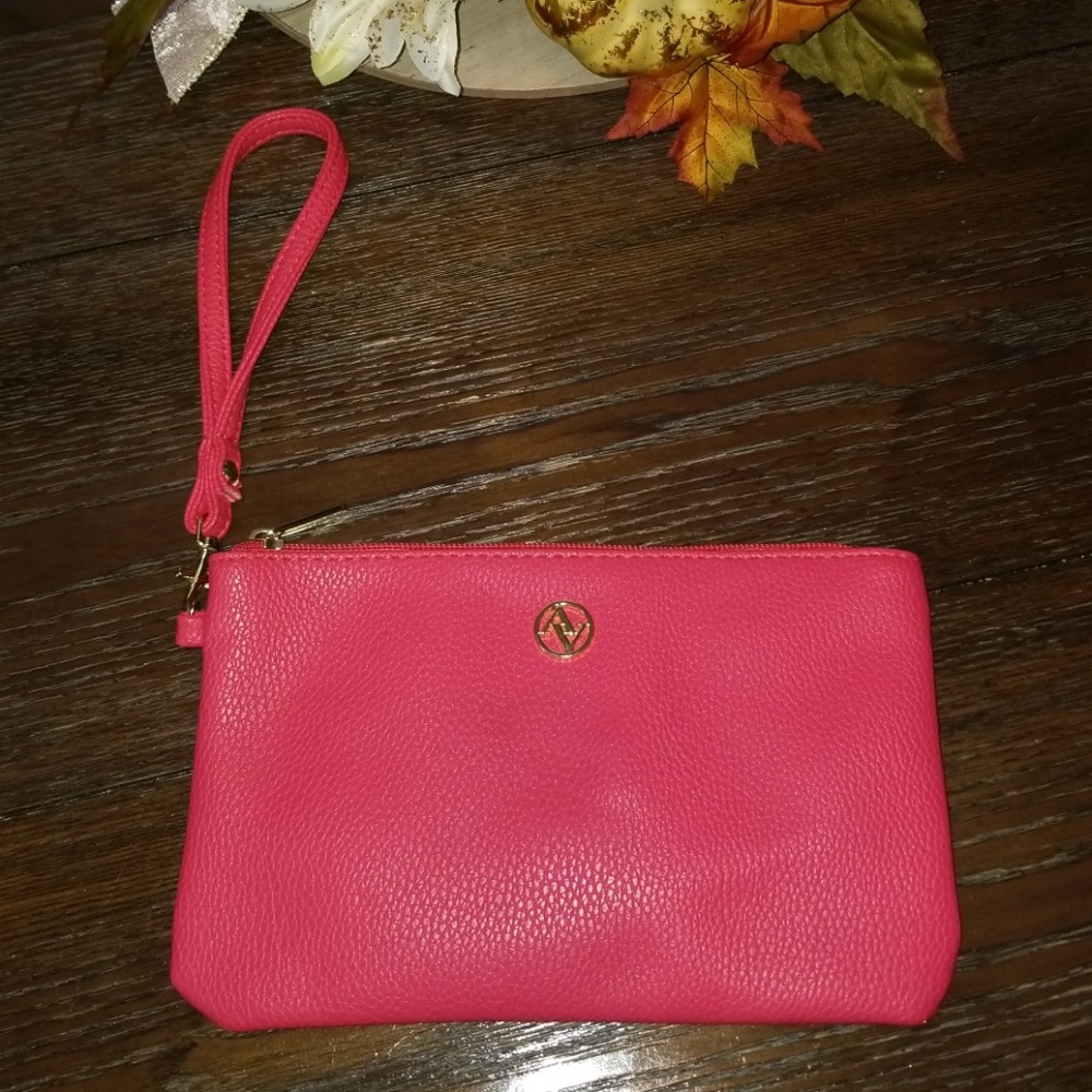 Hot Pink Wristlet Clutch w/charging bank